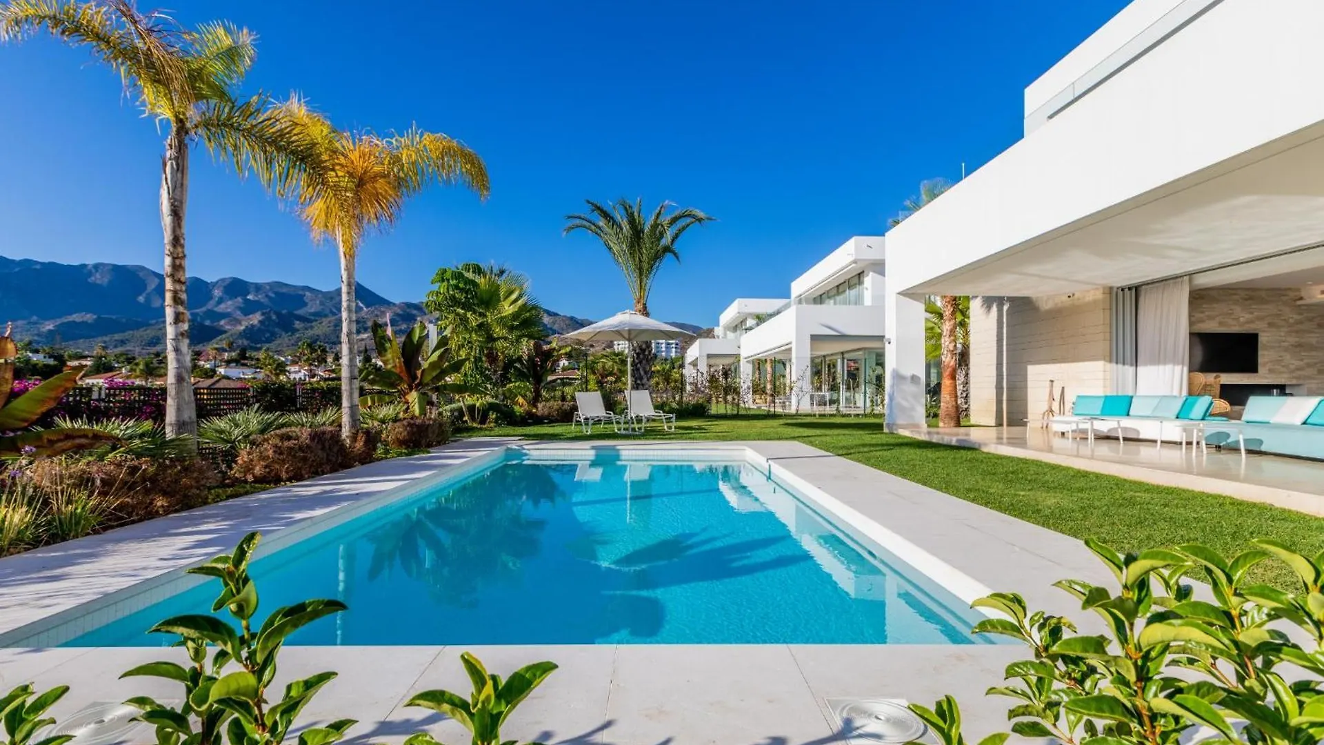 Beautiful Modern Villa With Amazing Views Marbellac